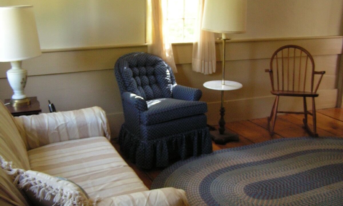 Photo of Livingroom in West Brewster