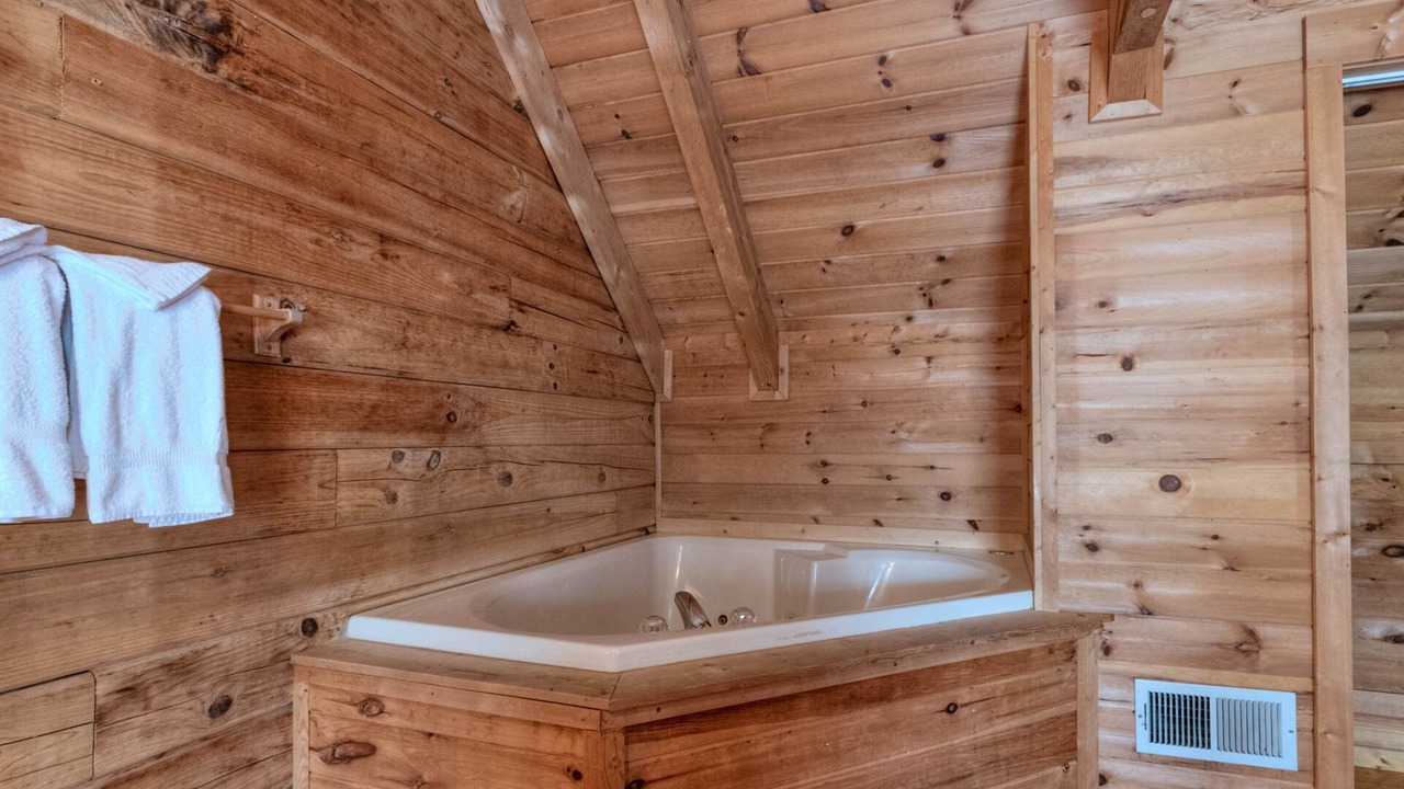 Photo of Bathroom in Pine Mountain