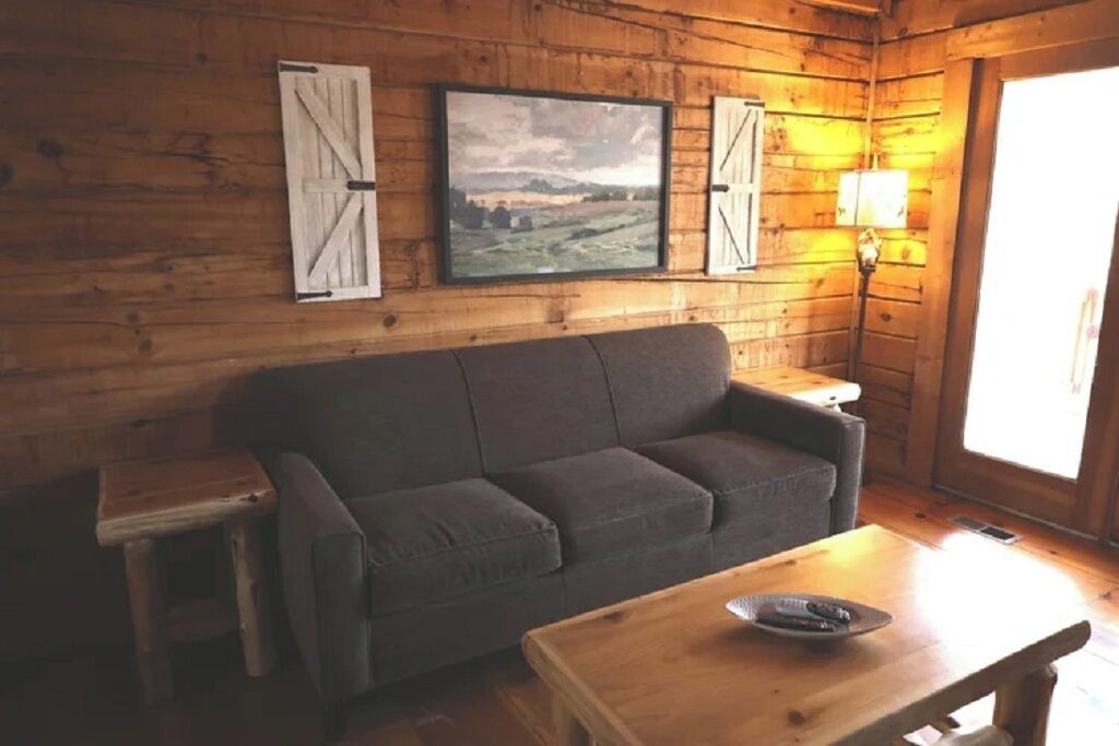 Photo of Livingroom in Pine Mountain