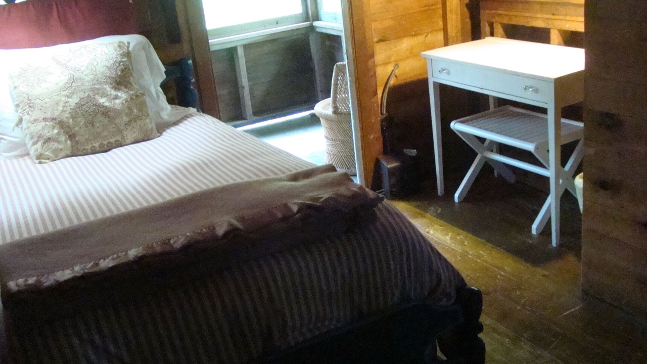 Photo of Bedroom in Lakeville