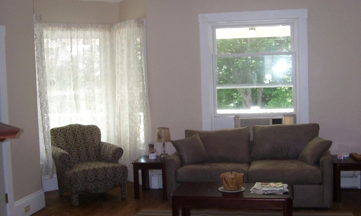 Photo of Livingroom in York Beach