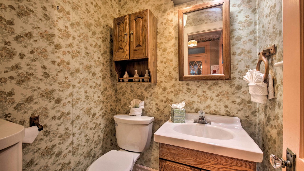 Photo of Bathroom in Reading