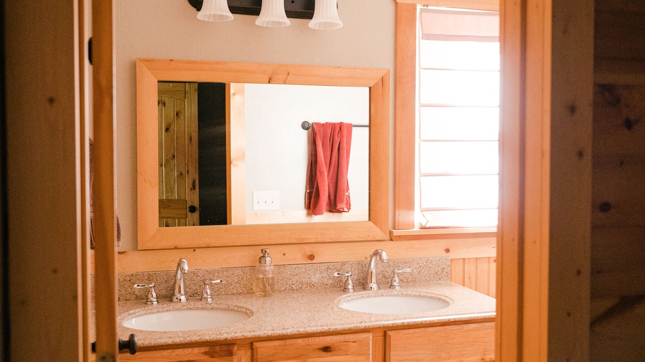 Photo of Bathroom in Piney Creek