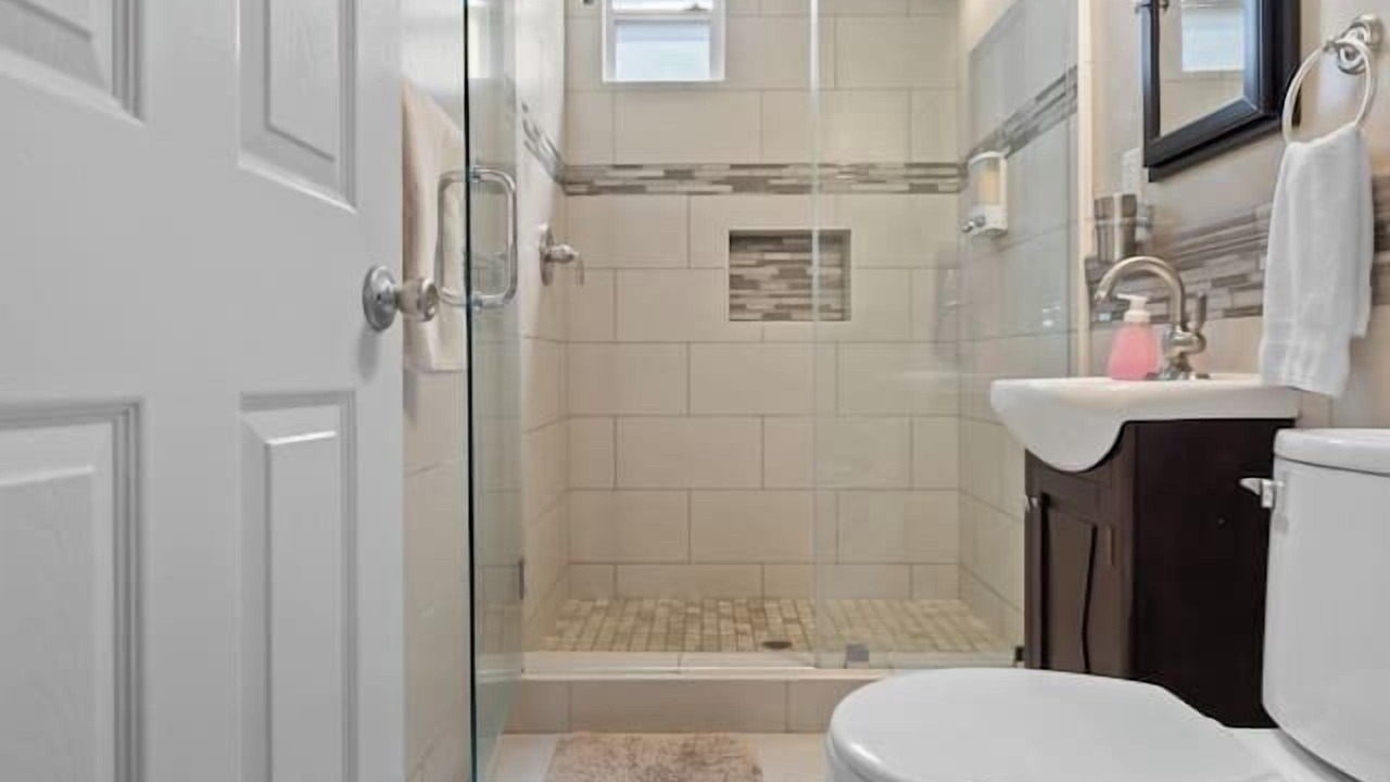 Photo of Bathroom in Midtown Sacramento