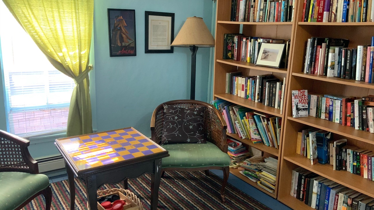 Photo of Bedroom in Circuit Avenue