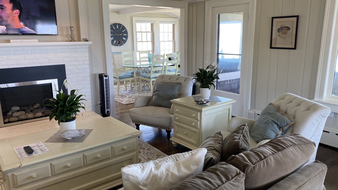 Photo of Livingroom in Plymouth