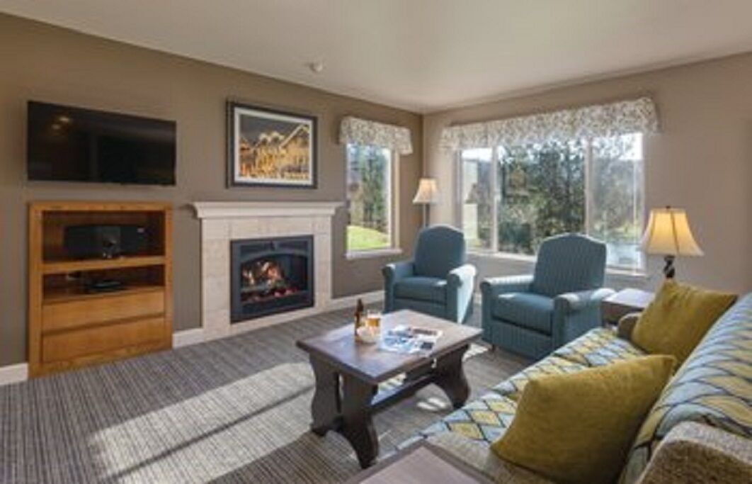 Photo of Livingroom in Downtown Leavenworth