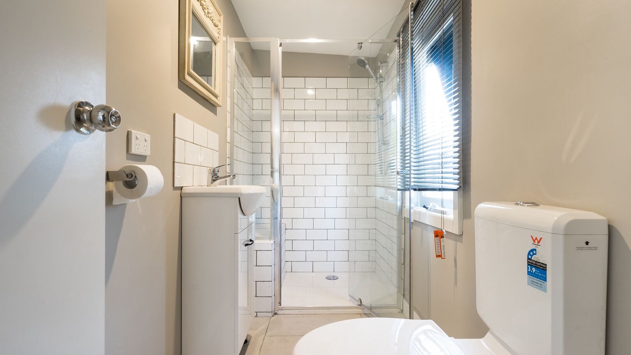 Photo of Bathroom in Capel Sound