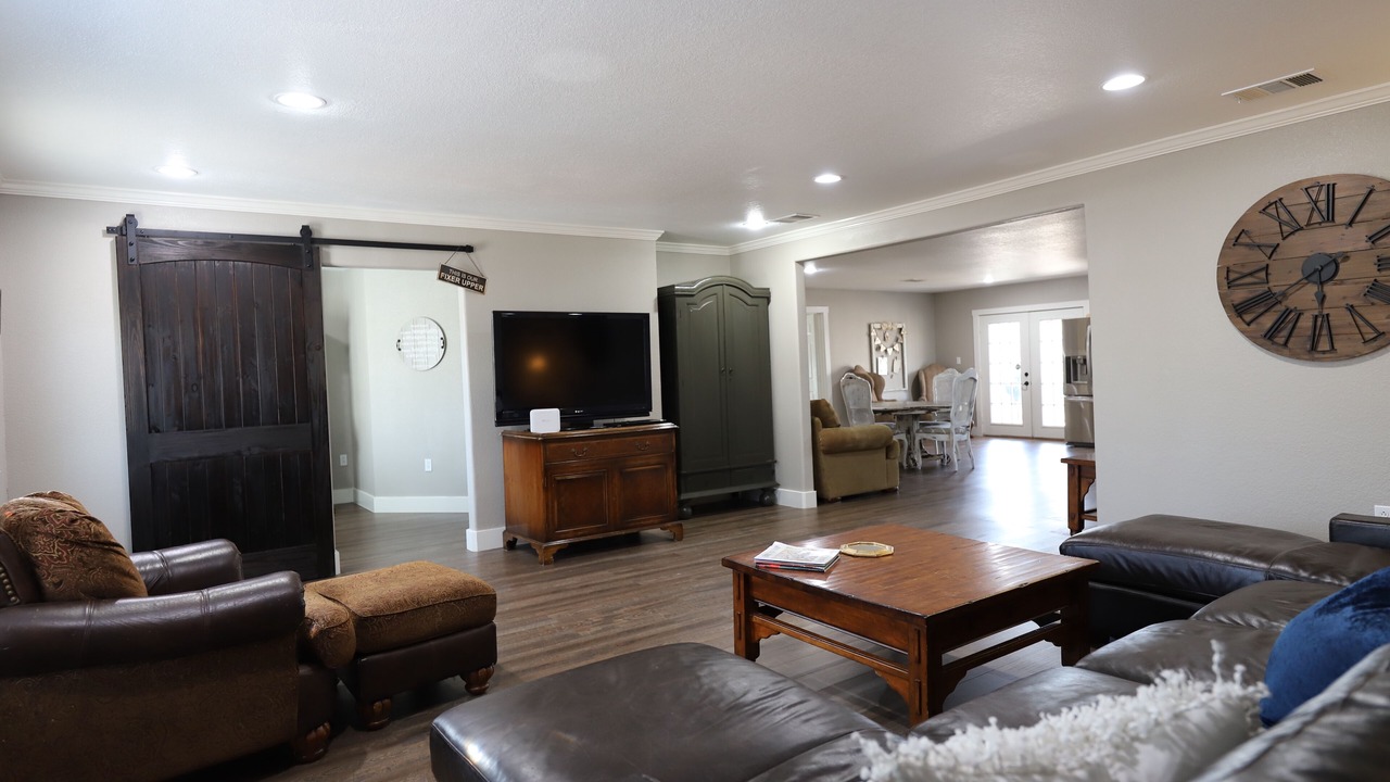 Photo of Livingroom in Ledbetter