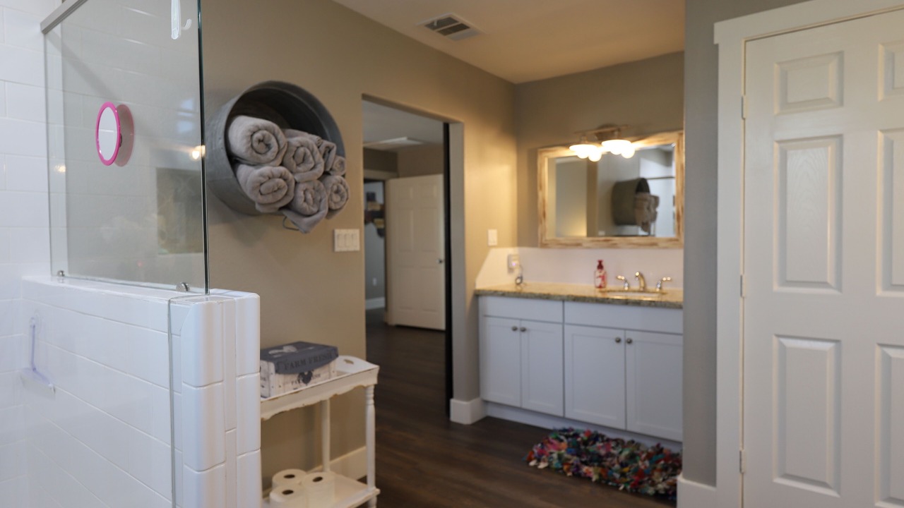 Photo of Bathroom in Ledbetter