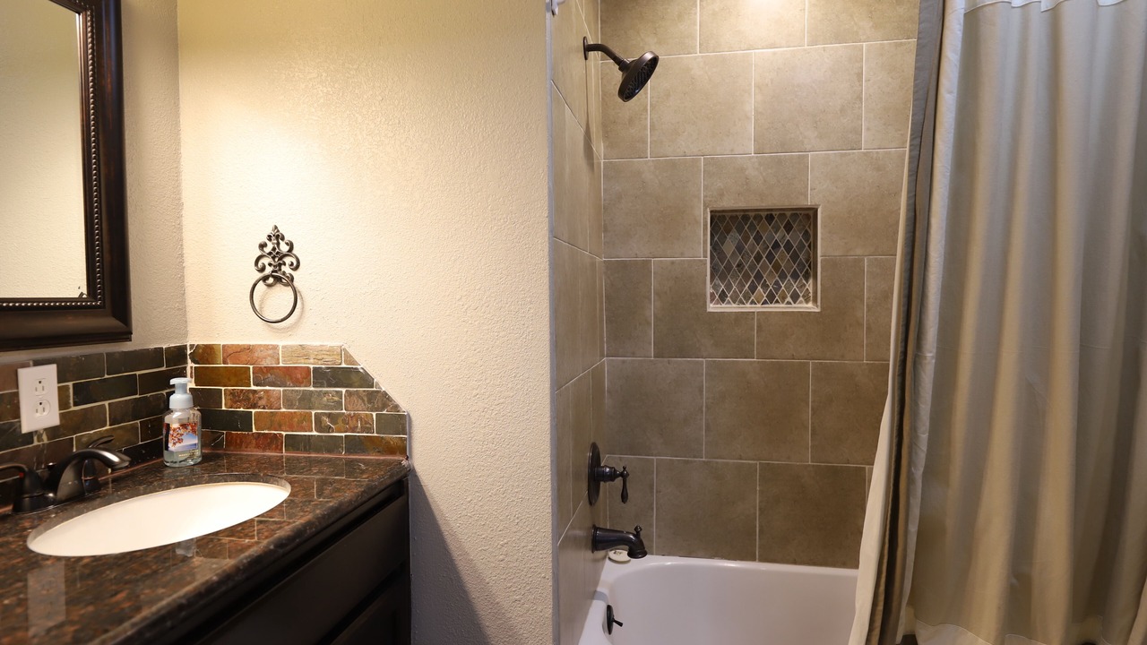 Photo of Bathroom in Ledbetter