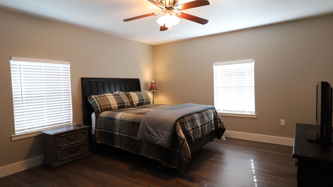 Photo of Bedroom in Ledbetter