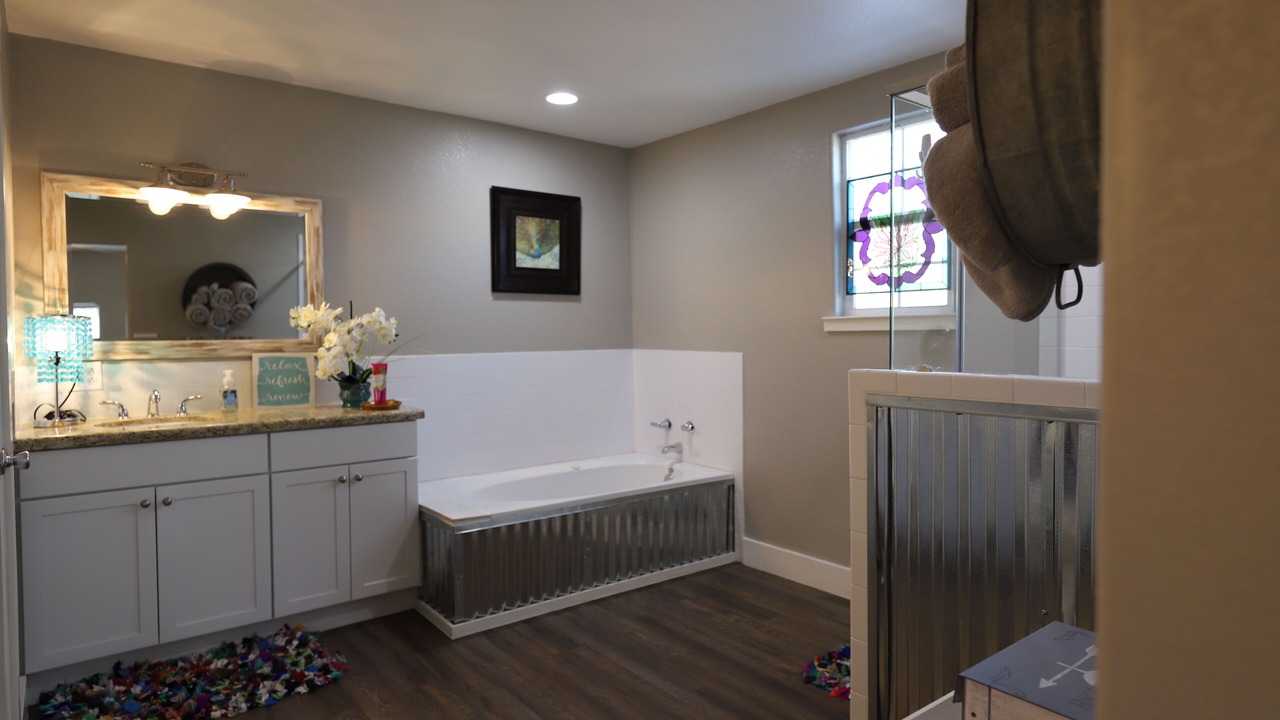 Photo of Bathroom in Ledbetter