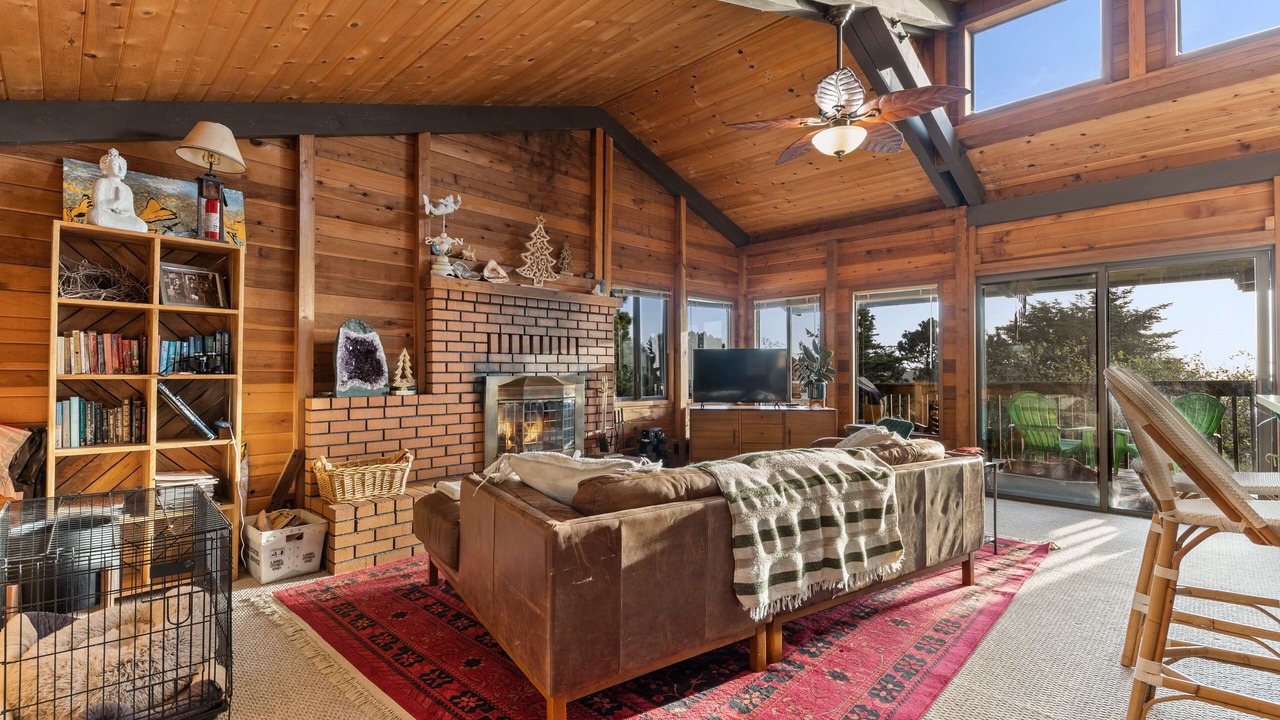 Photo of Livingroom in Manchester