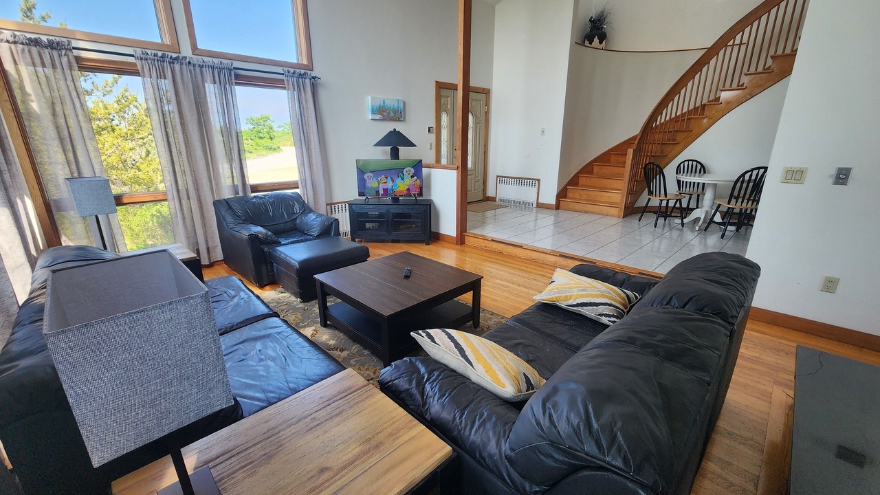 Photo of Livingroom in North Truro