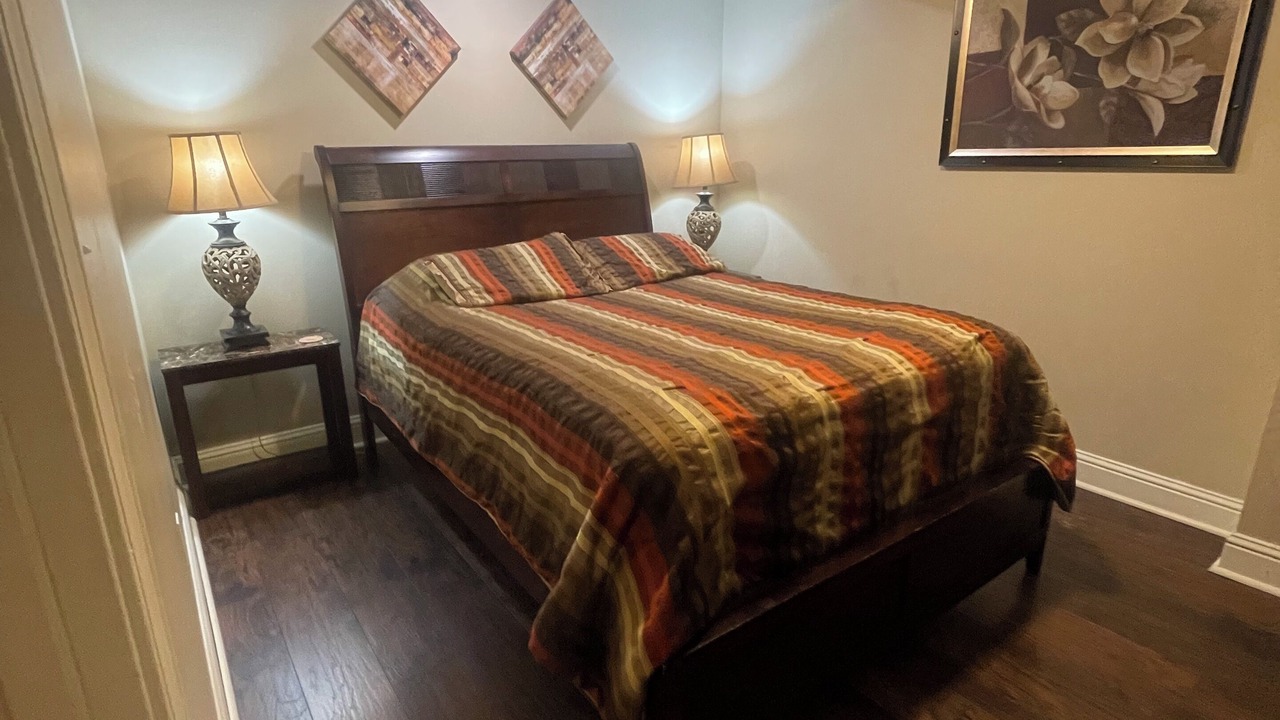 Photo of Bedroom in Eureka