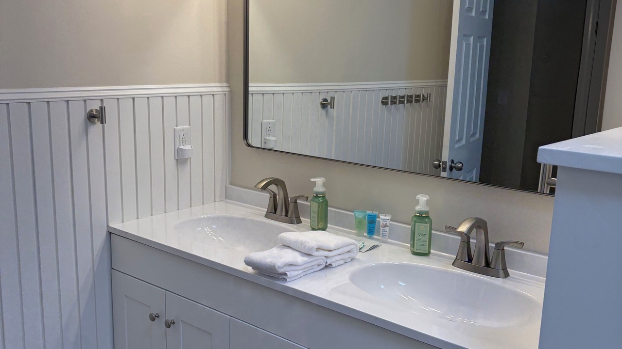 Photo of Bathroom in Union Pier
