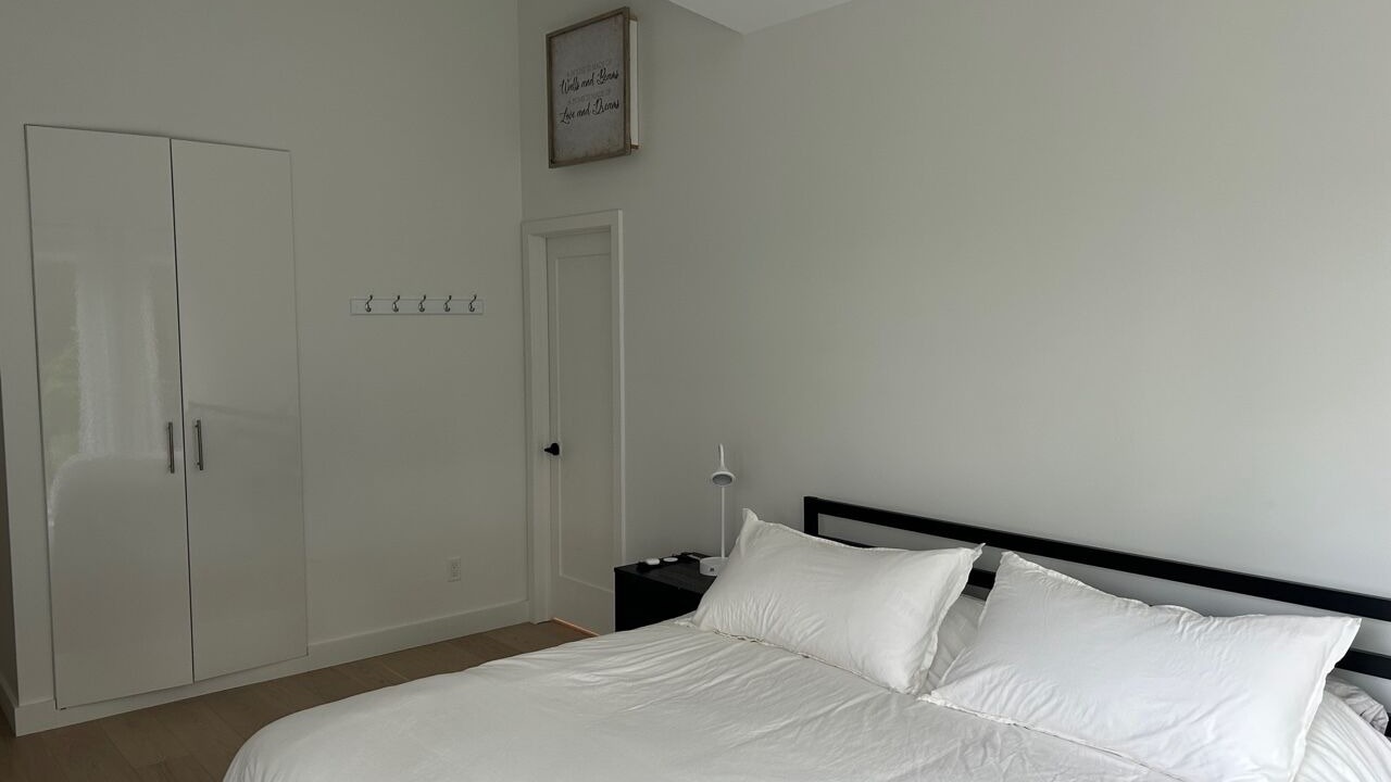Photo of Bedroom in Gravenhurst