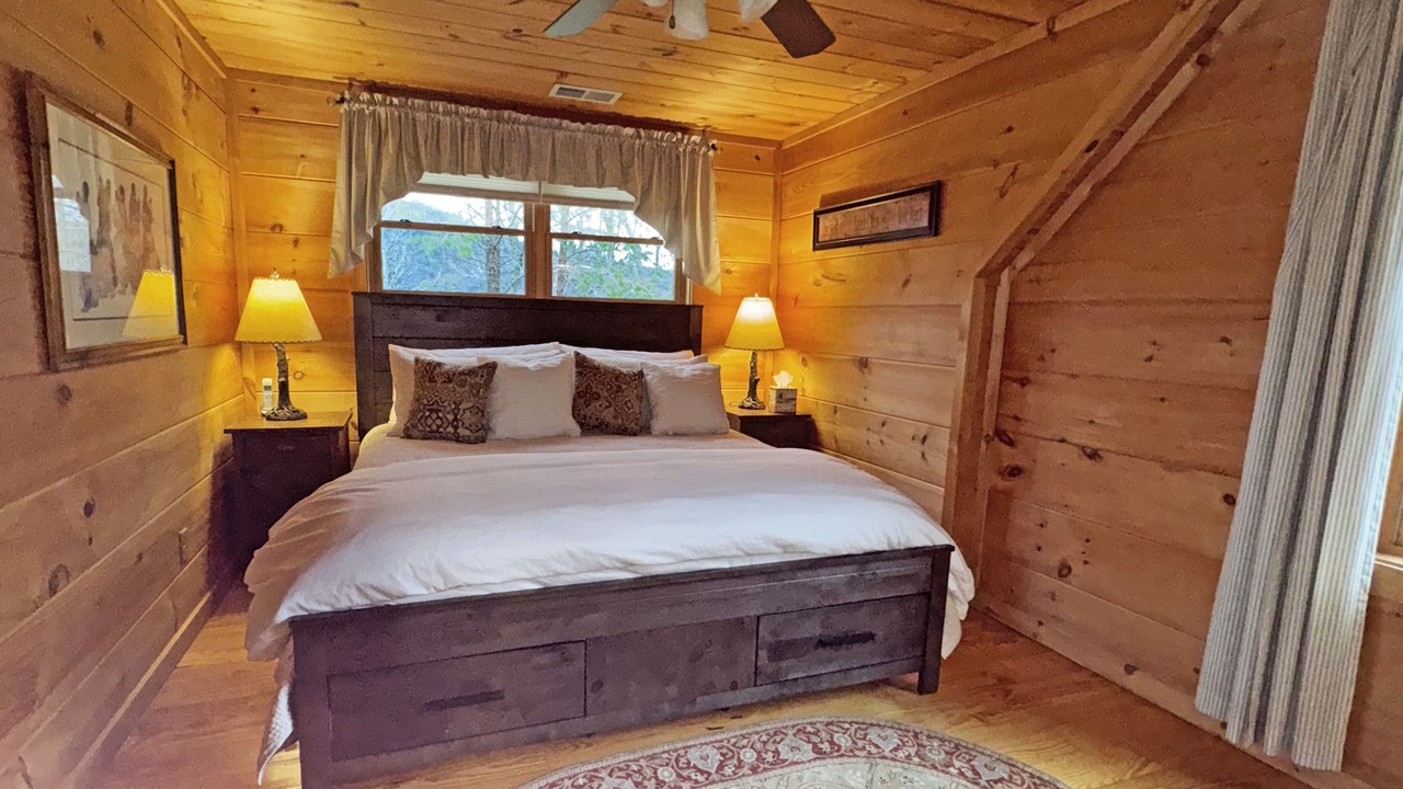 Photo of Bedroom in Hot Springs