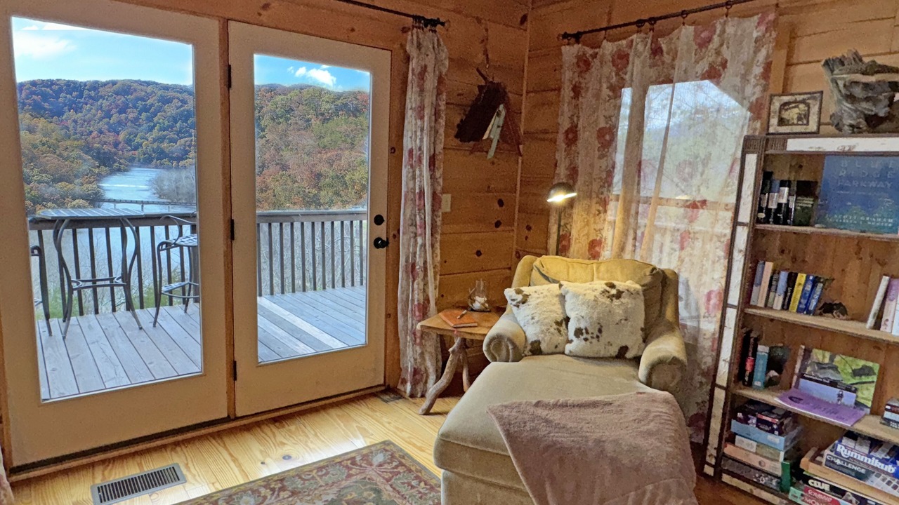 Photo of Livingroom in Hot Springs