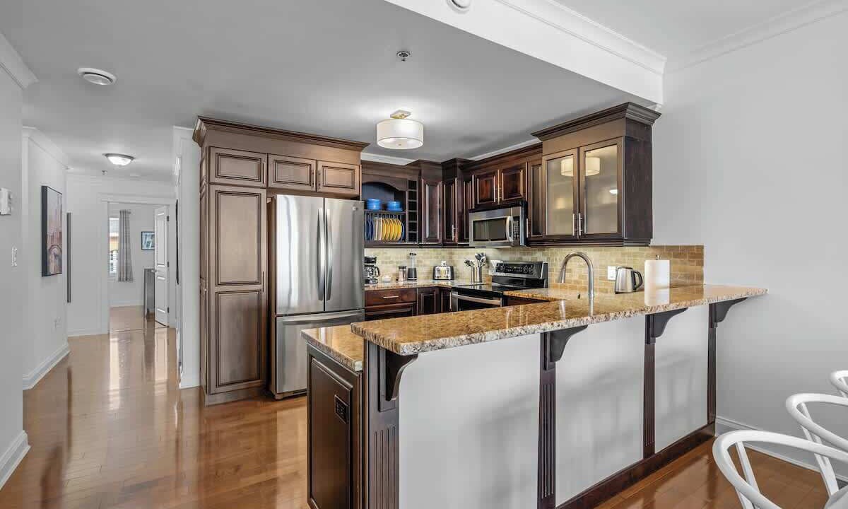 Photo of Kitchen in Queens Square