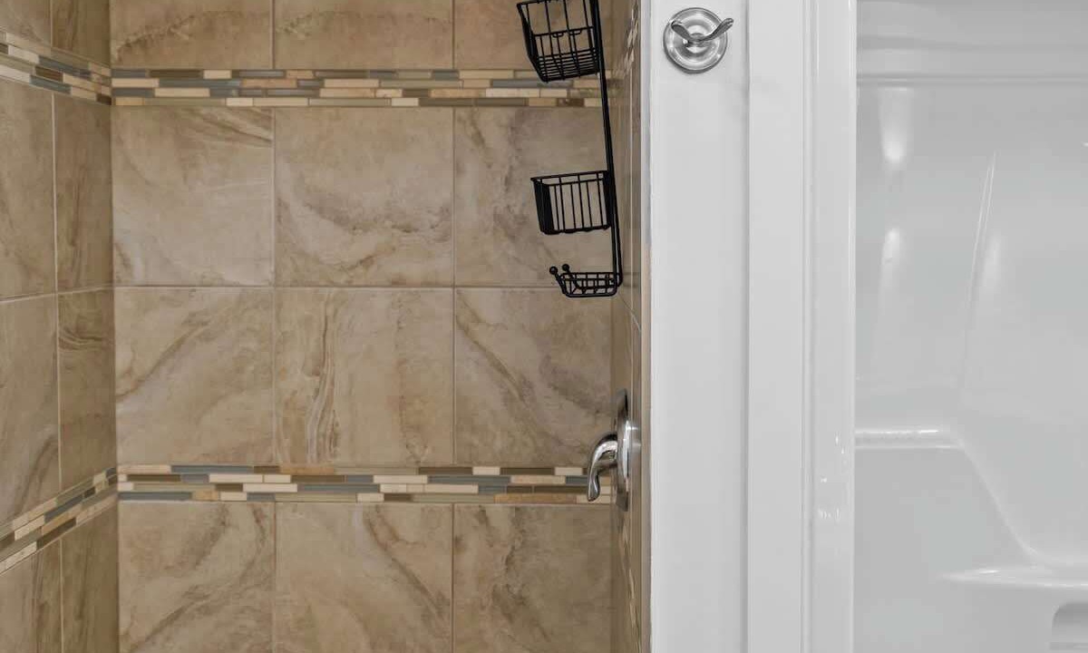 Photo of Bathroom in Queens Square