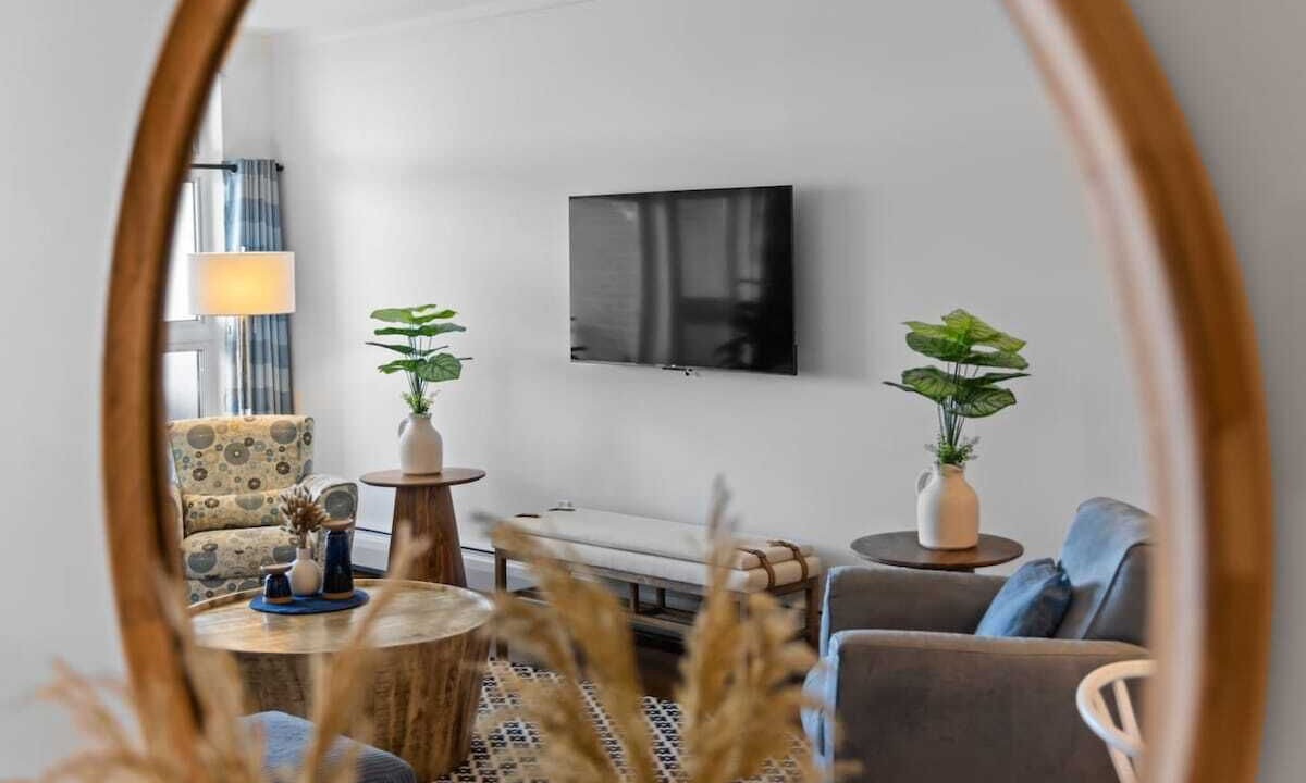 Photo of Livingroom in Queens Square