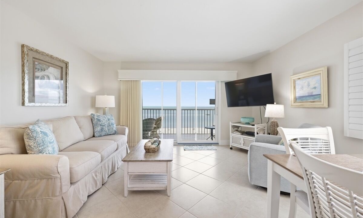Photo of Livingroom in Fort Myers Beach