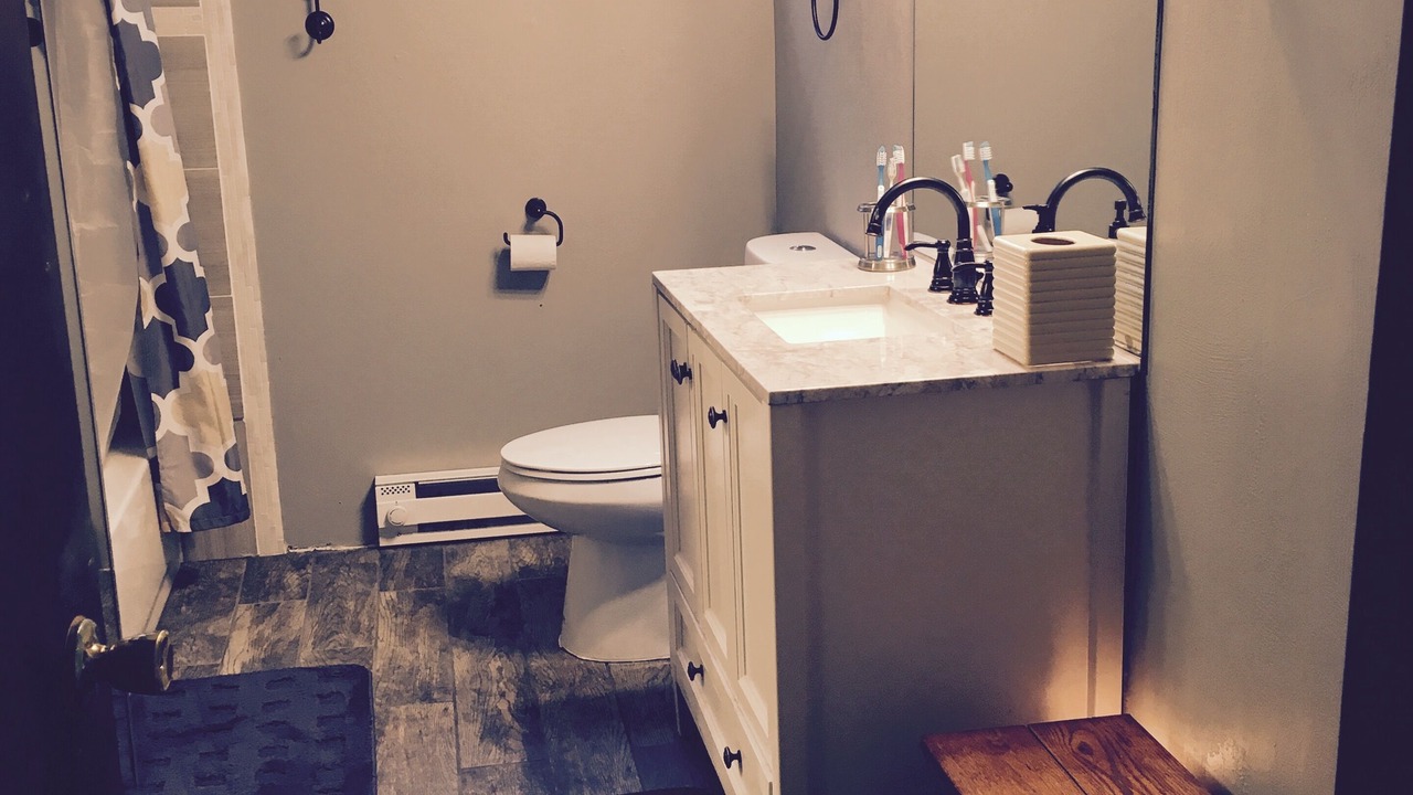 Photo of Bathroom in Smallwood