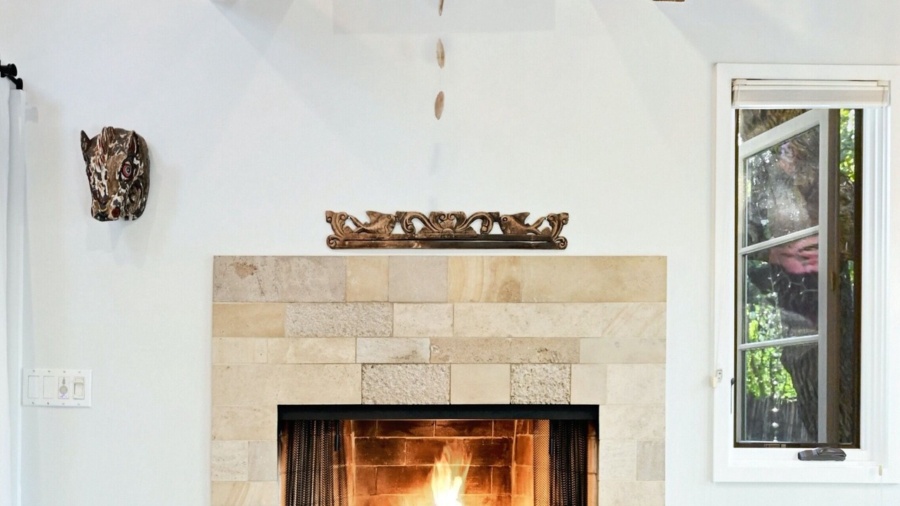 Photo of Livingroom in Travis Heights