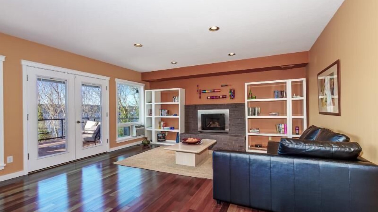 Photo of Livingroom in Sammamish