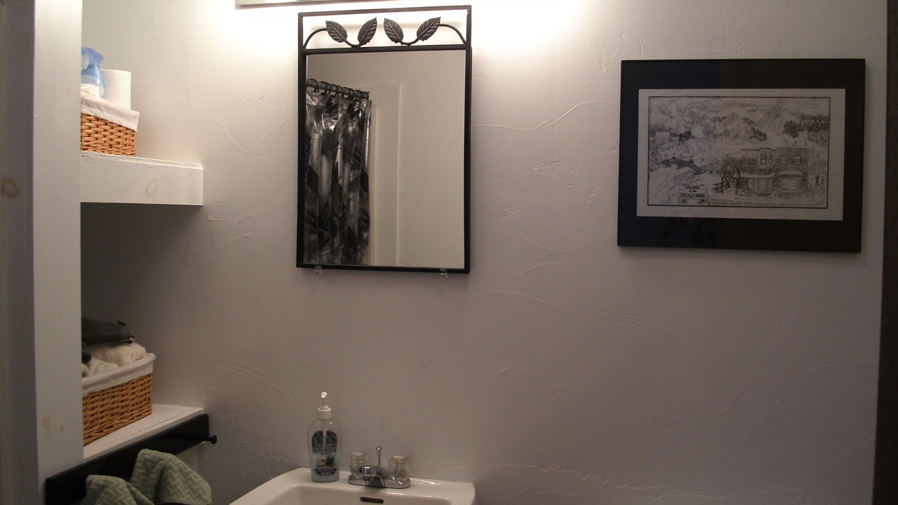 Photo of Bathroom in Hunter