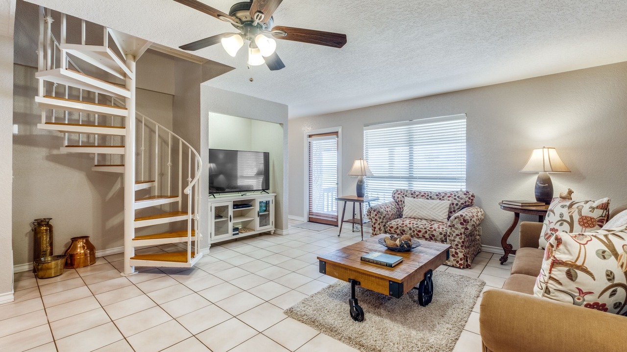 Photo of Bedroom in Canyon Lake