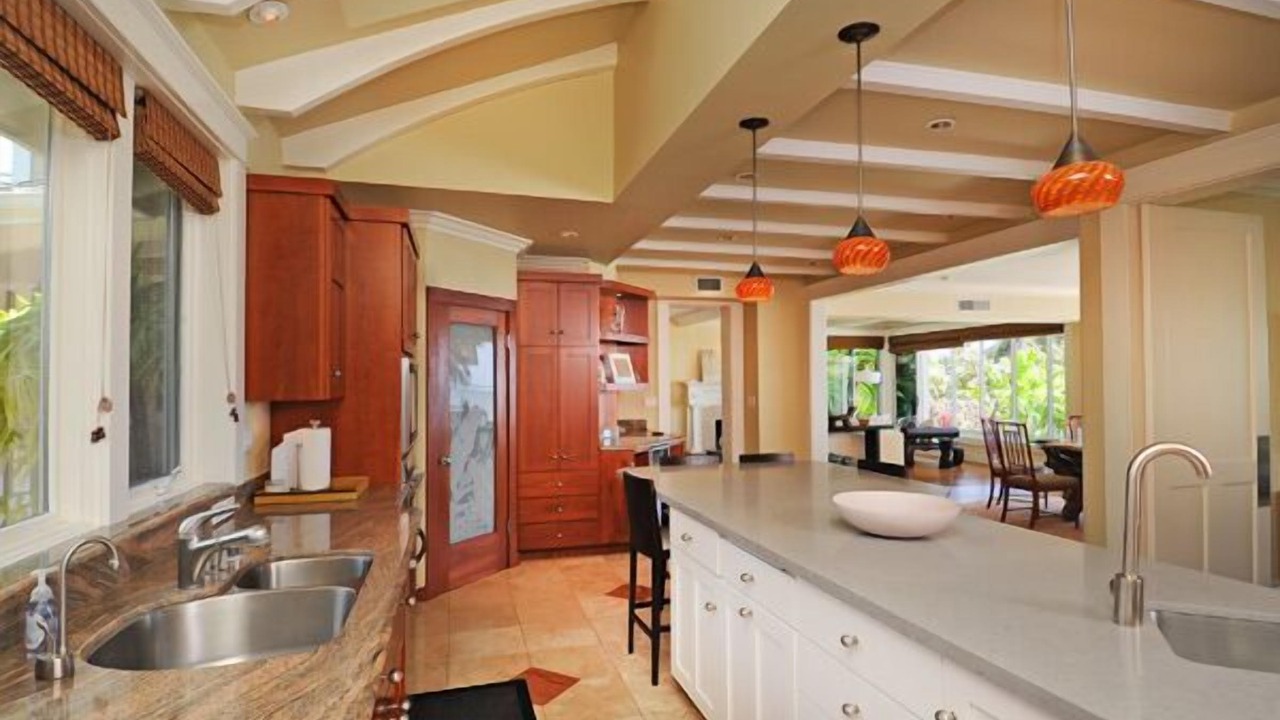 Photo of Kitchen in Waialae Iki Ridge