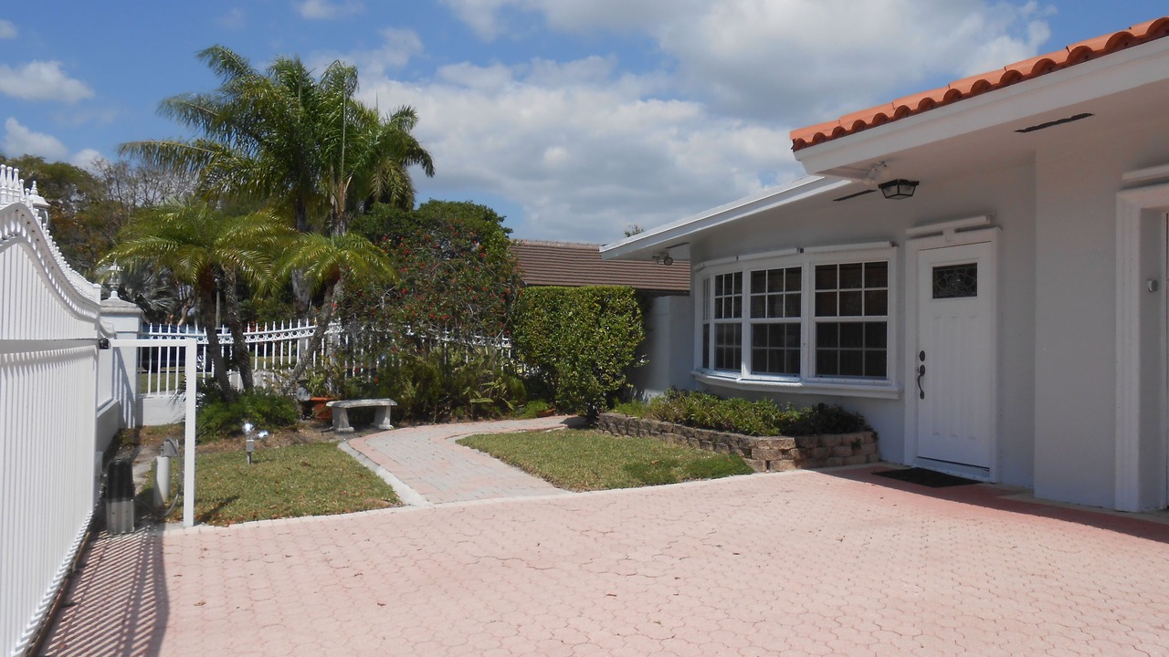 Photo of Outdoor in Ludlam