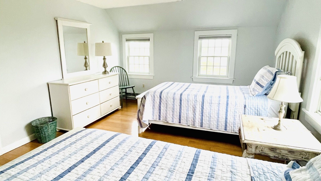 Photo of Bedroom in West of Town