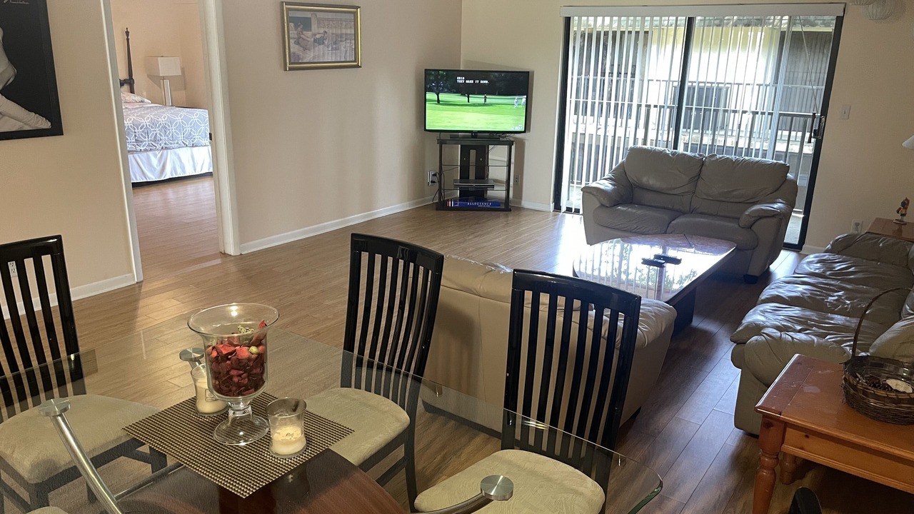 Photo of Livingroom in Deerfield Beach
