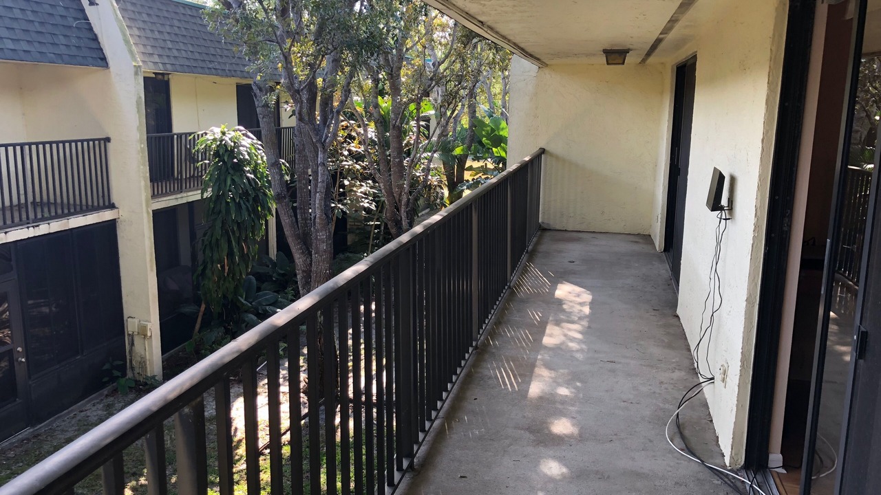 Photo of Patio Balcony in Deerfield Beach
