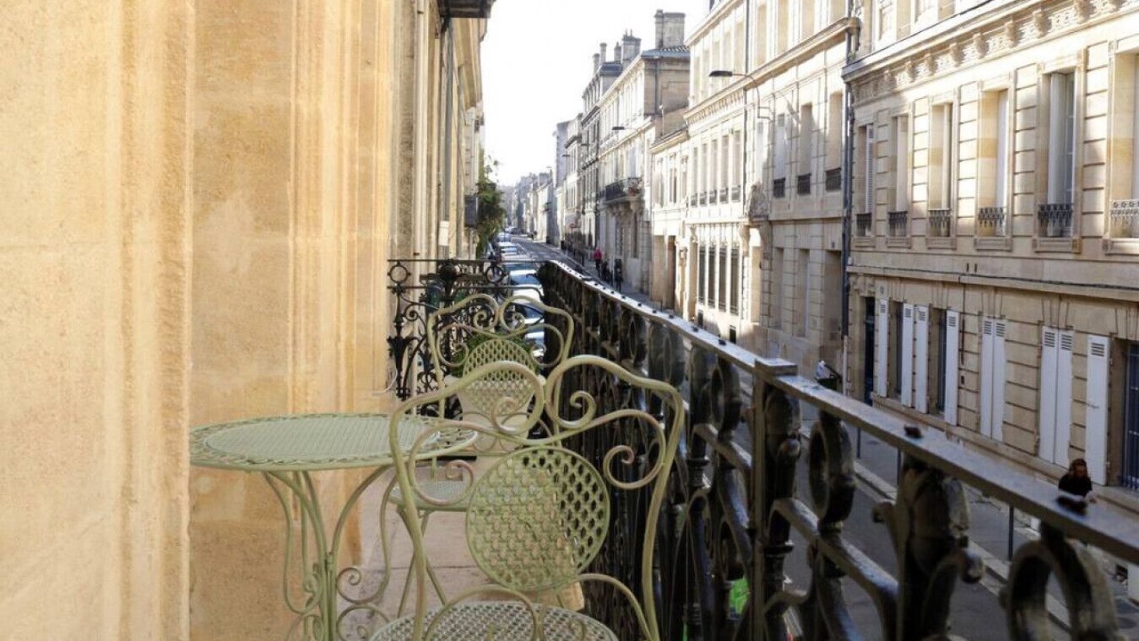 Photo of Patio Balcony in Hotel de Ville - Quinconces
