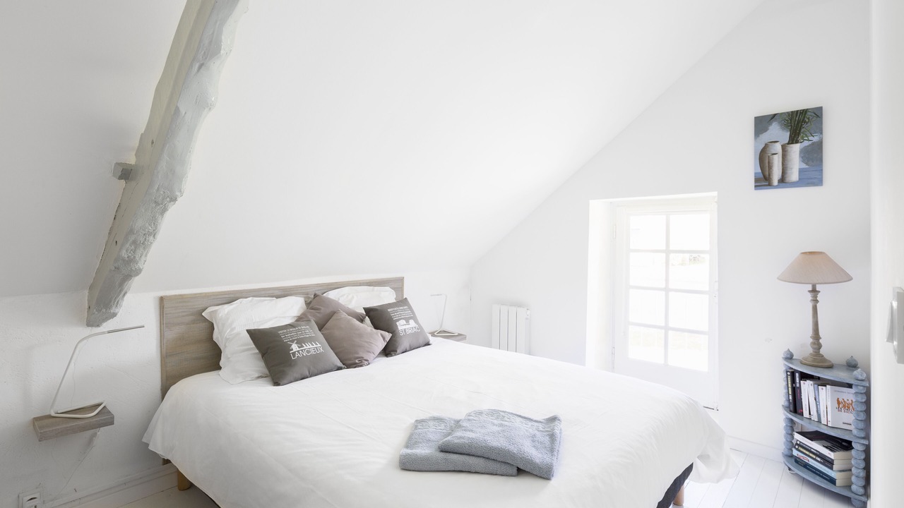 Photo of Bedroom in Lancieux