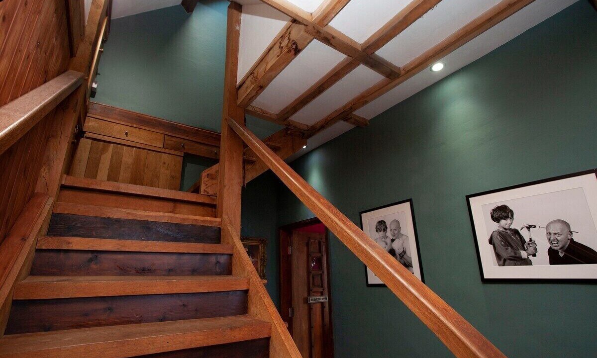 Photo of Others in Box