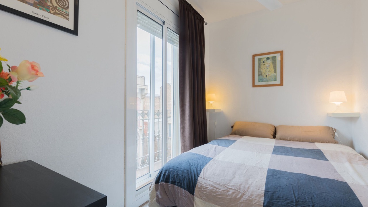 Photo of Bedroom in El Poble-sec