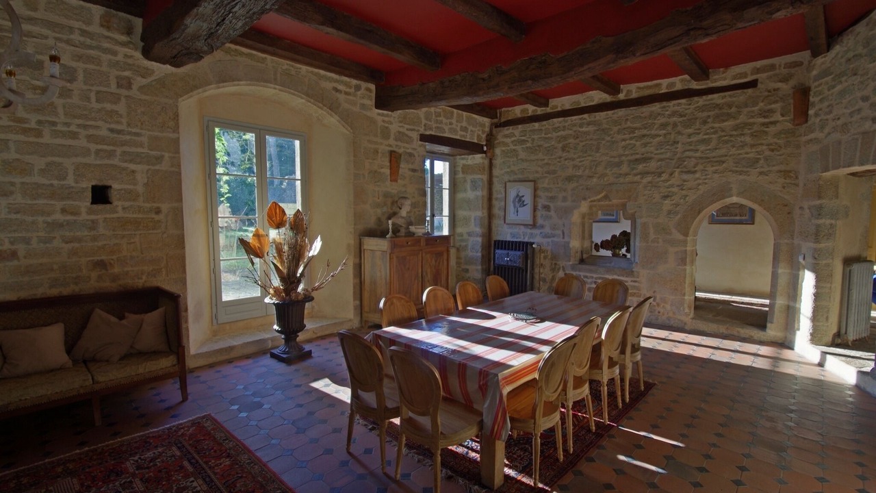 Photo of Others in Pabu