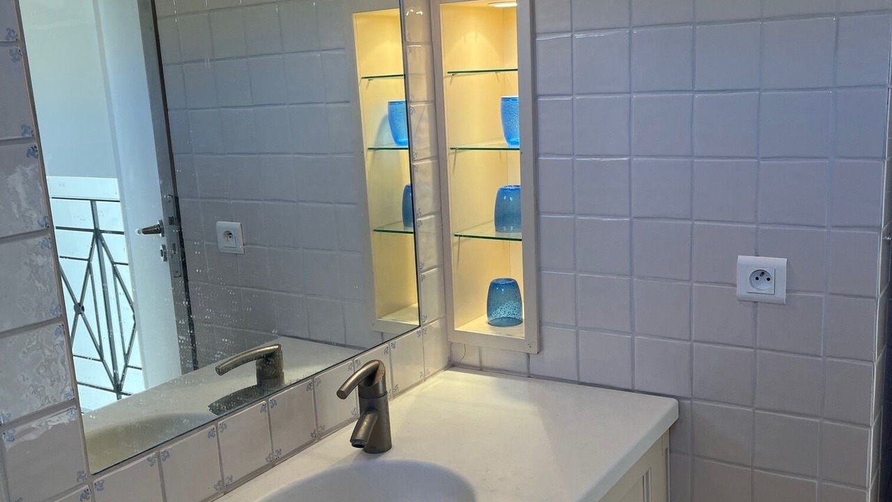 Photo of Bathroom in Le Lavandou