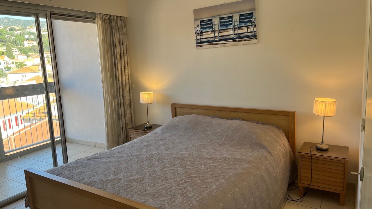 Photo of Bedroom in Le Lavandou