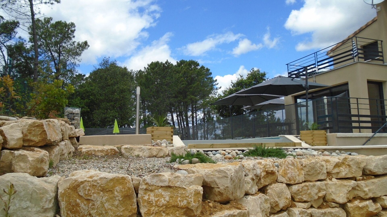 Photo of Outdoor in Saint-Julien-de-Peyrolas