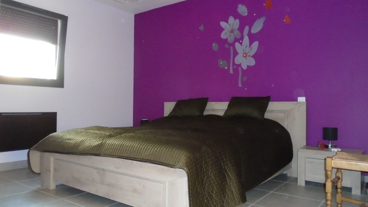 Photo of Bedroom in Saint-Julien-de-Peyrolas