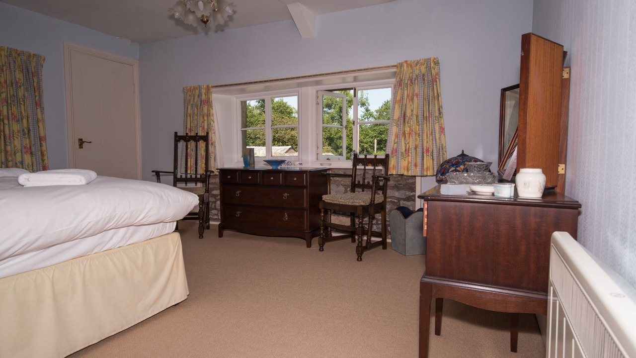 Photo of Others in Orton