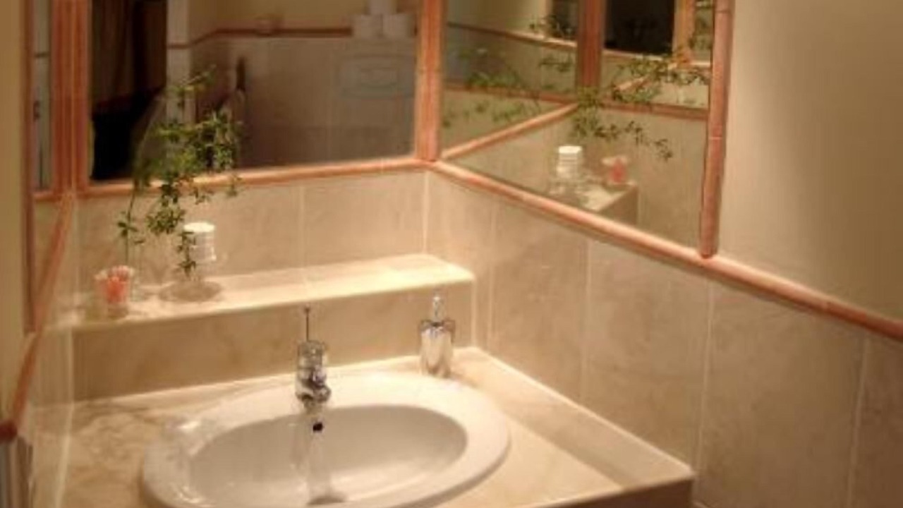 Photo of Bathroom in Coustouge