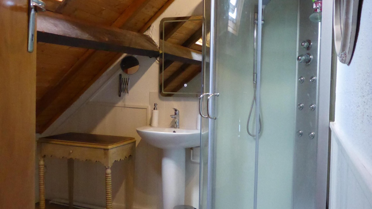 Photo of Bedroom in Beaumont-du-Perigord